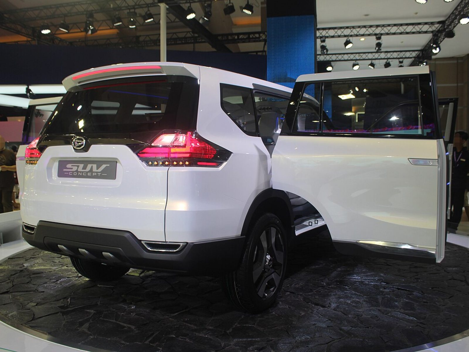 2016 Daihatsu Thor — photo 2 of 4