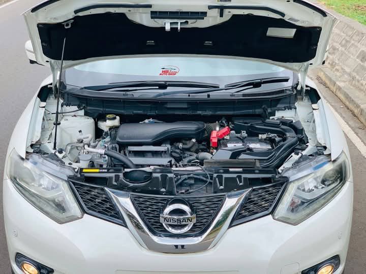 2016 Nissan X-Trail — photo 2 of 5